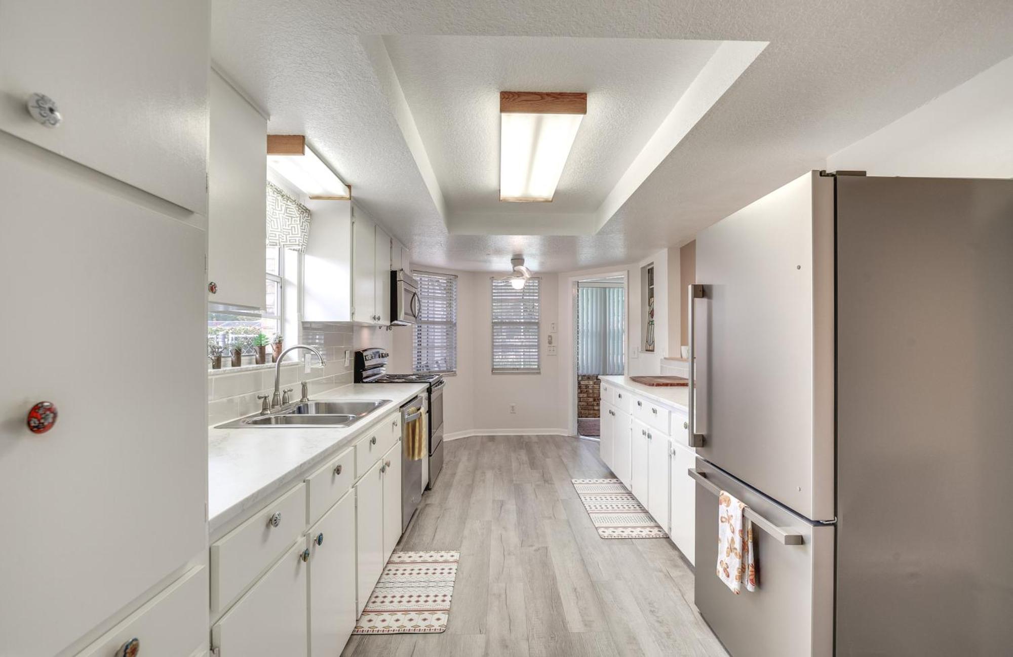 Spring Hill Retreat With Heated Pool And 4-In-1 Grill Villa ภายนอก รูปภาพ